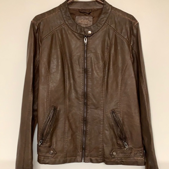 Sebby Collection women’s faux leather jacket - Picture 1 of 2